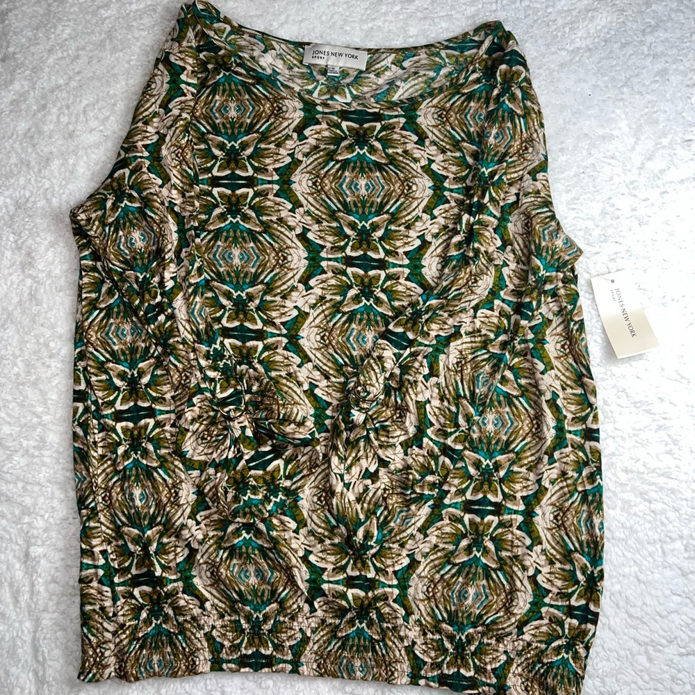 Jones New York Sport, Adjustable 3/4 Sleeve, Medium